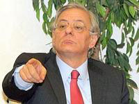 Quando le interrogazioni parlamentari chiedono spiegazioni...